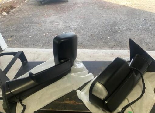 2023 Dodge Ram Laramie Towing Mirrors – Perfect Condition - Image 4