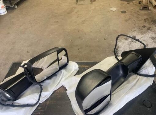 2023 Dodge Ram Laramie Towing Mirrors – Perfect Condition - Image 2