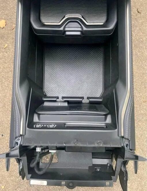 Dodge Ram Center Console – Fits 1500/2500/3500, Excellent Condition - Image 3