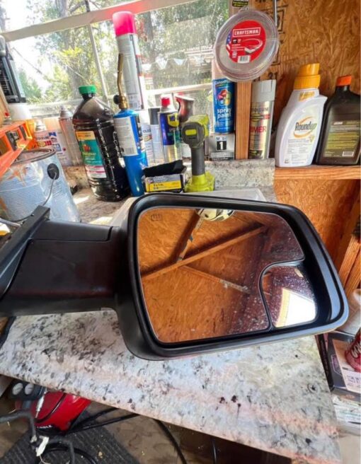 2019 Ram Laramie Power Mirrors – With Defrost & Puddle Lights - Image 4