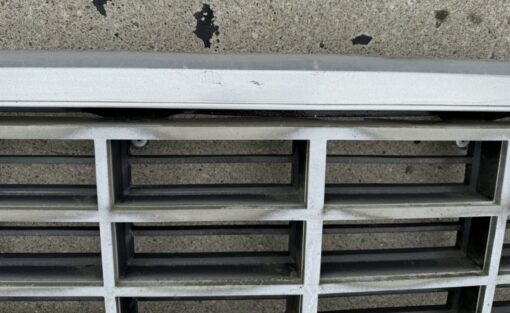 1981-1985 Dodge 100 150 250 350 Ramcharger Grille Grill OEM - Image 4