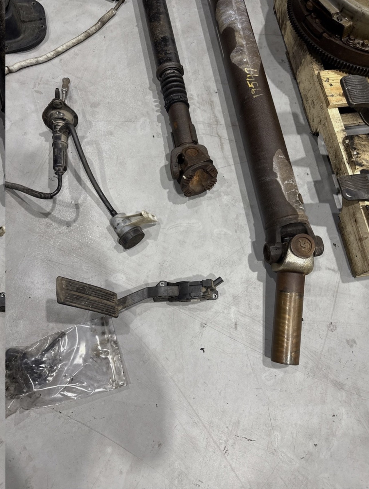 Dodge NV5600 6 Speed Manual transmission Swap 4x4 Cummins - Image 11