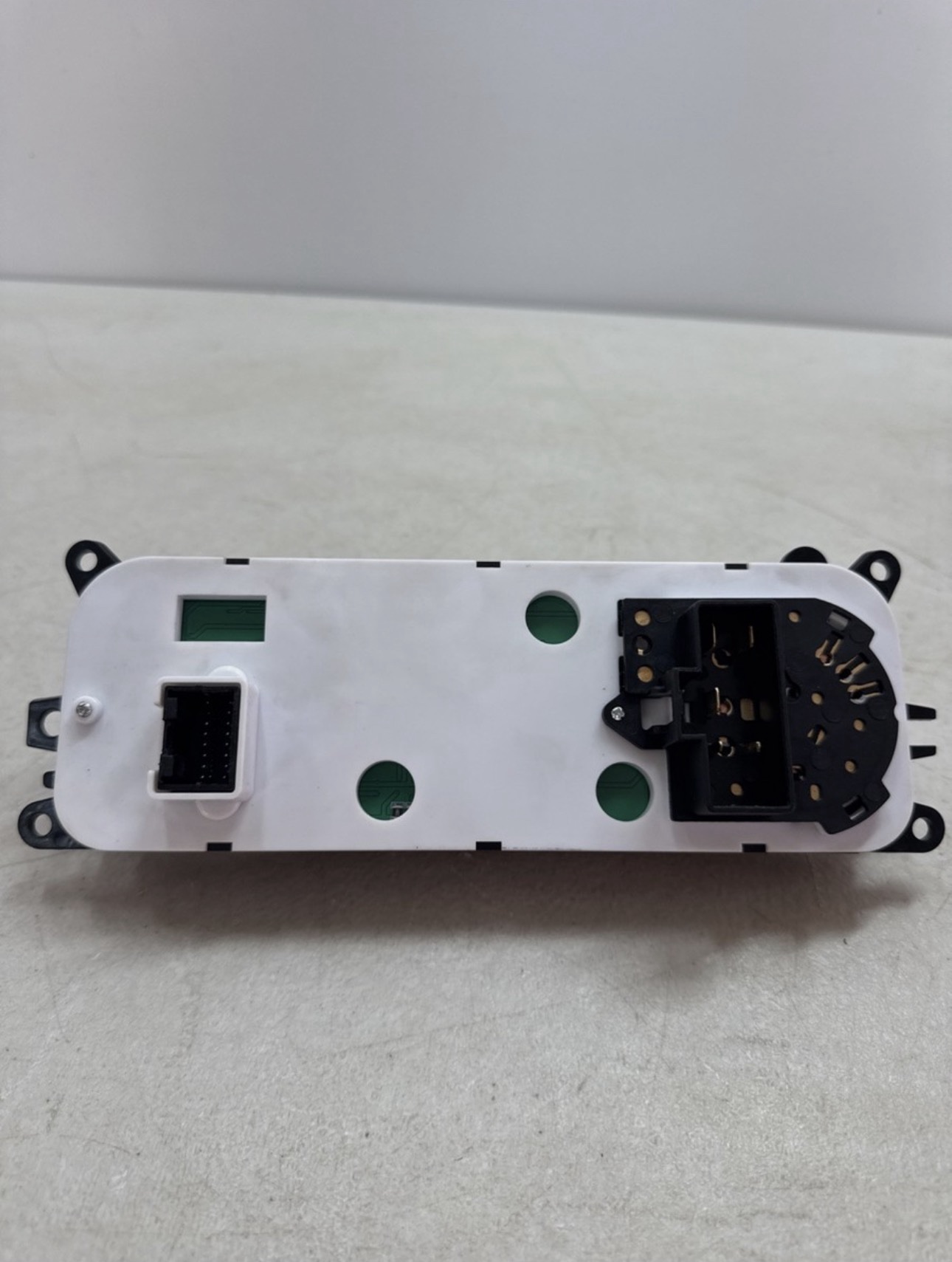 HVAC A/C Heater Control Module Compatible with 02-05 Dodge Ram 1500 2500 3500 - Image 3