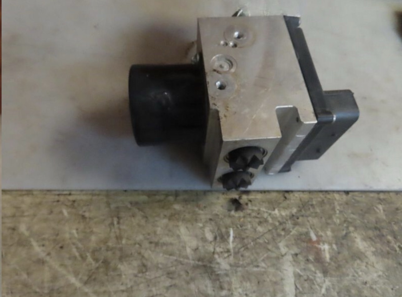 2011 Dodge Ram 1500 ABS Anti-lock brake pump Module Assembly Oem