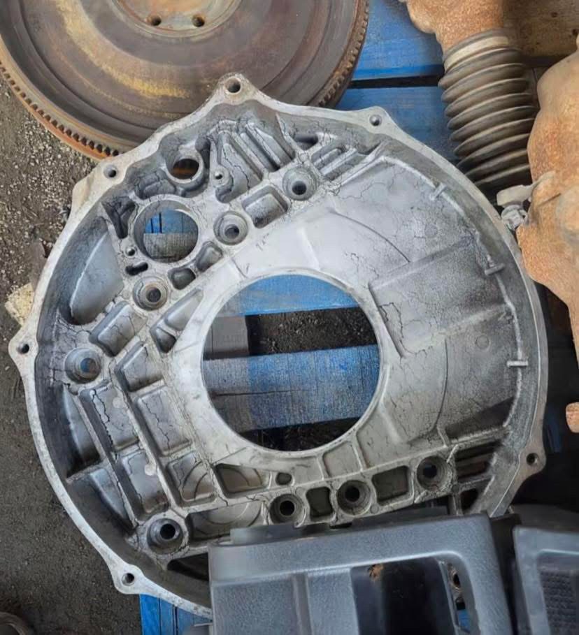 1998-05 Dodge Ram 2500 3500 5.9L
Turbo Diesel Cummins NV5600
Manual Transmission Exterior - Image 2