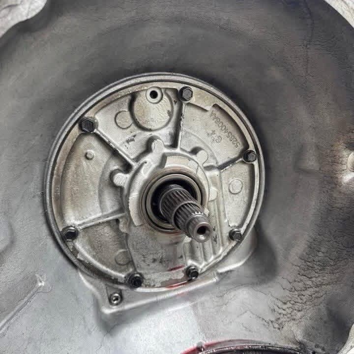 OEM 48RE 4x4 automatic transmission for 2003–2006 Dodge Ram 2500 / 3500 with 5.9 Cummins. - Image 6