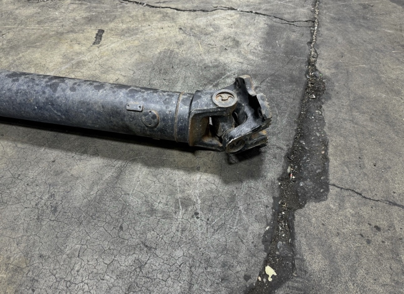 2008-2018 RAM 4500 5500 Cab and Chassis Driveshaft Driveline OEM 61k miles - Image 6