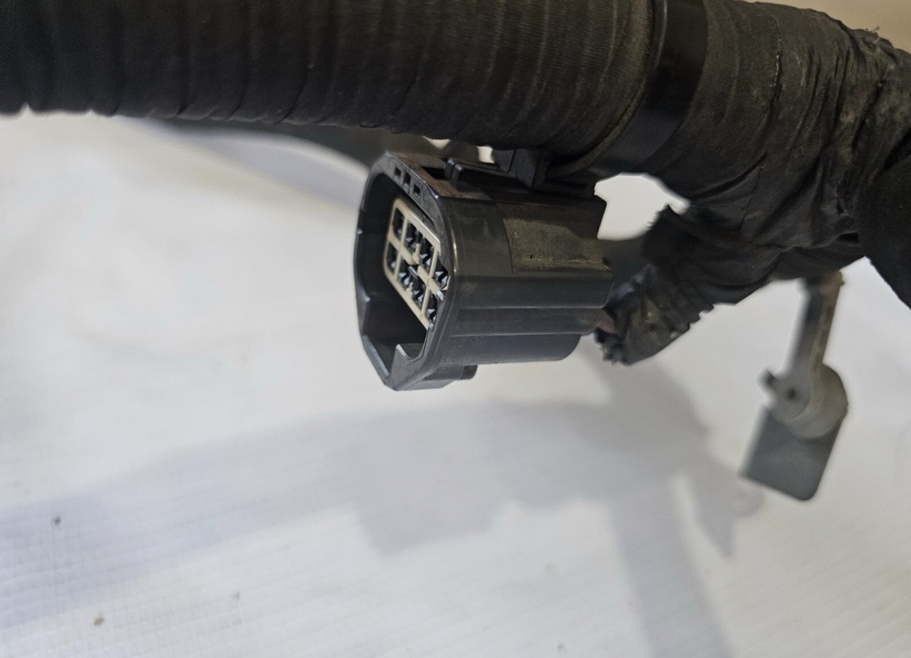 2018 Ram 3500 6.7L Cummins AS69RC AISIN Transmission Harness 98% Complete - Image 9