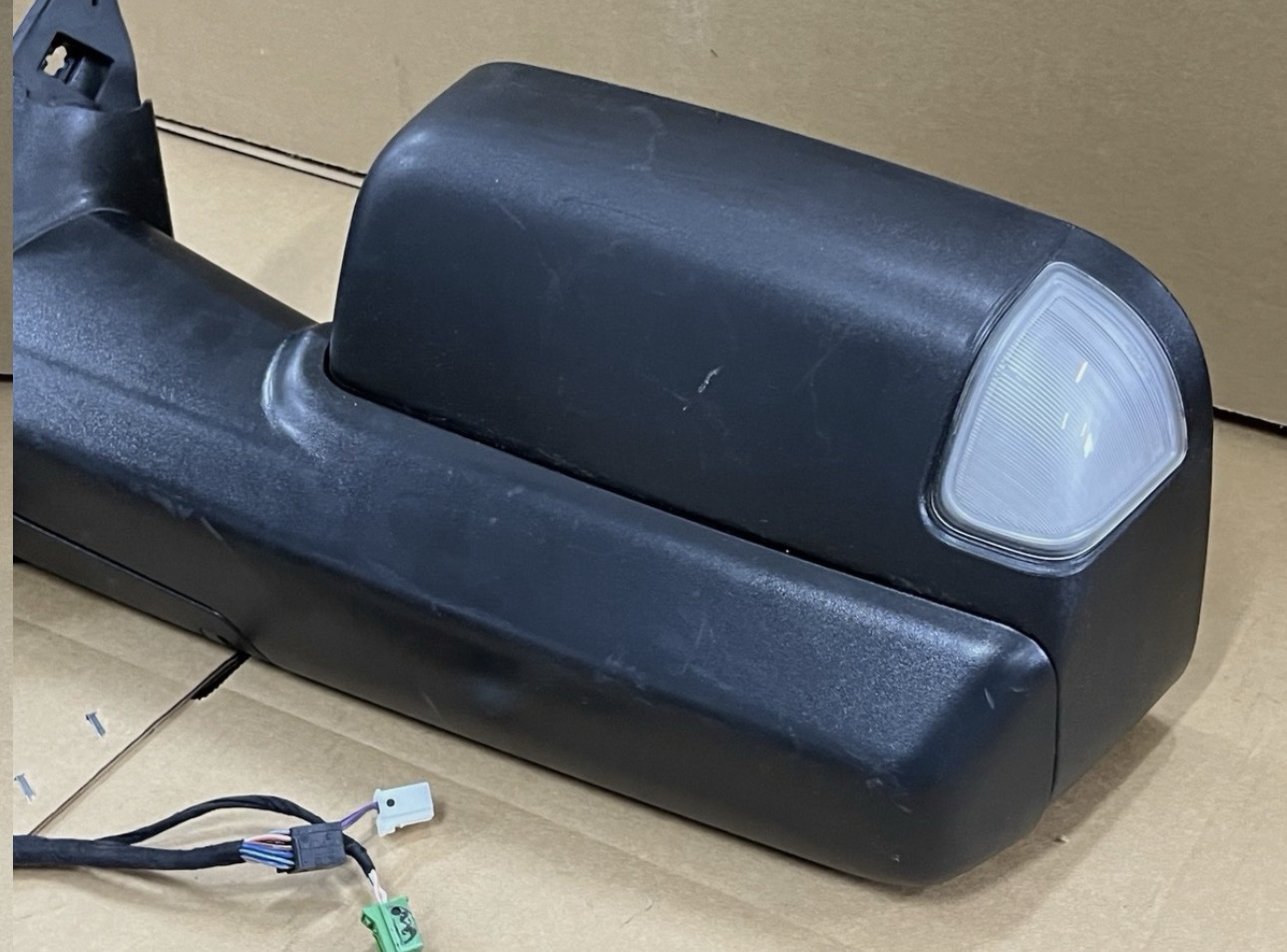 2019-22 Ram 2500 3500 Left Driver Side Signal Towing Door Mirror OEM - Image 2