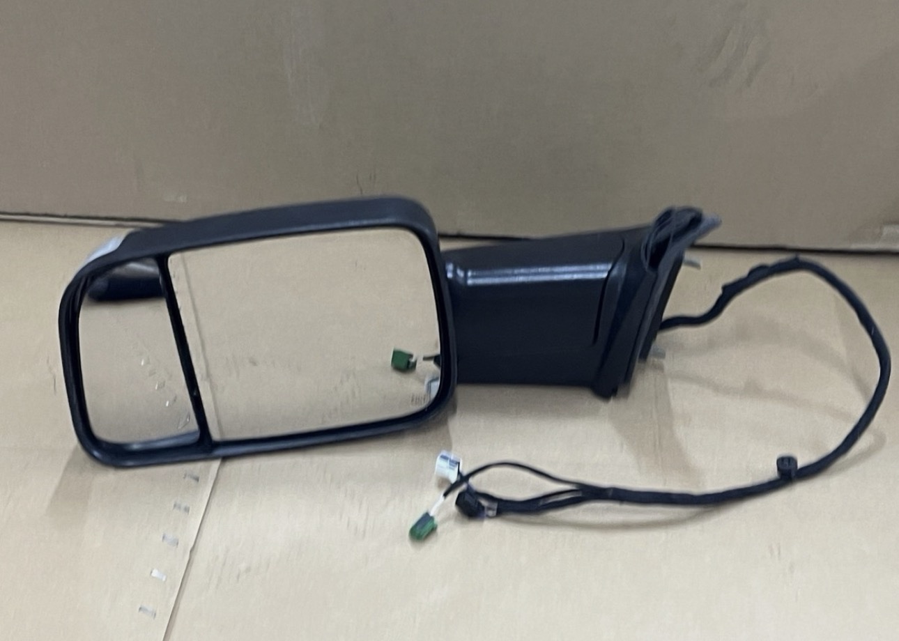 2019-22 Ram 2500 3500 Left Driver Side Signal Towing Door Mirror OEM - Image 4